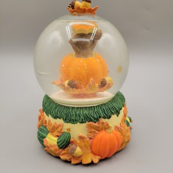 HTF Charming Tails Pumpkin Playtime Musical Water Globe Silvestri - Picture 2 of 6